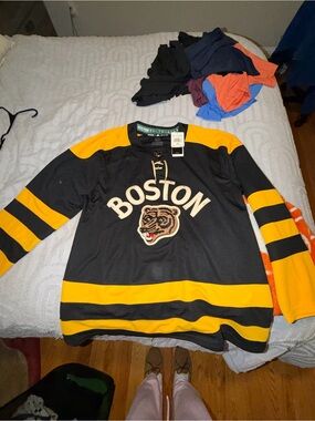 bruins jersey NWT